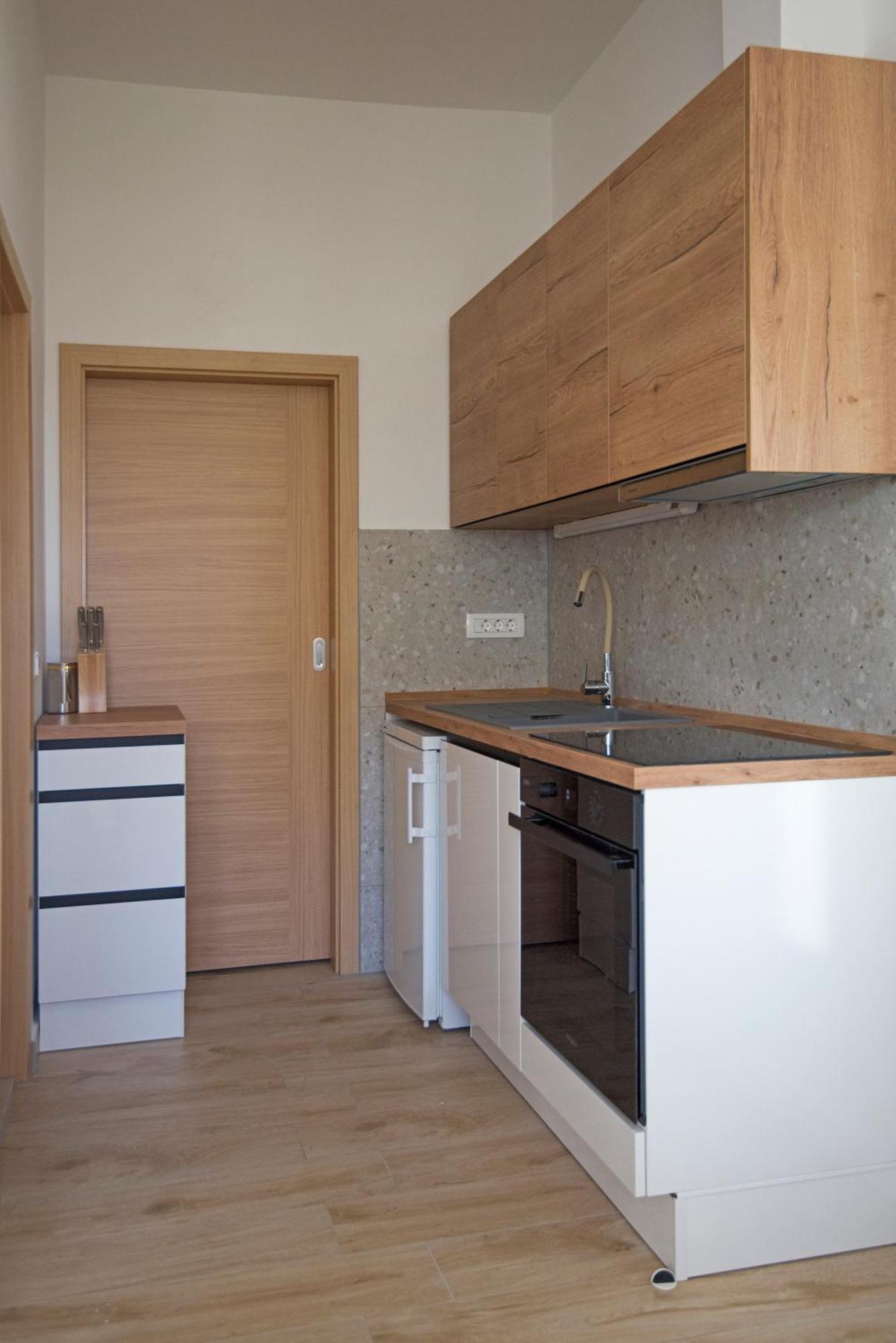 ז'סניסה Apartmani Tomica מראה חיצוני תמונה